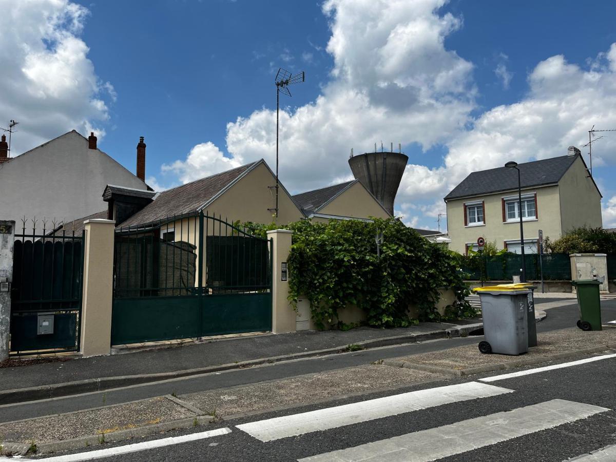 Studios Au Quartier Pavillonnaire Rue D Ambert Orleans Bagian luar foto